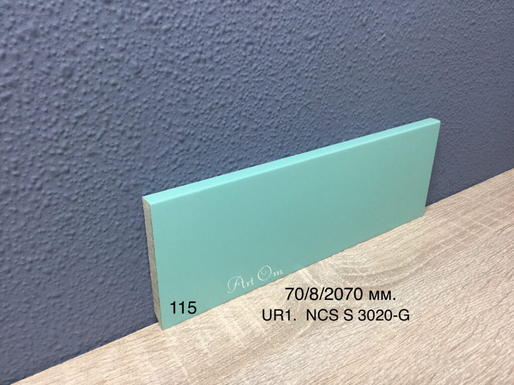 plintus-vlagostoykiy-mdf-krasheniy-115