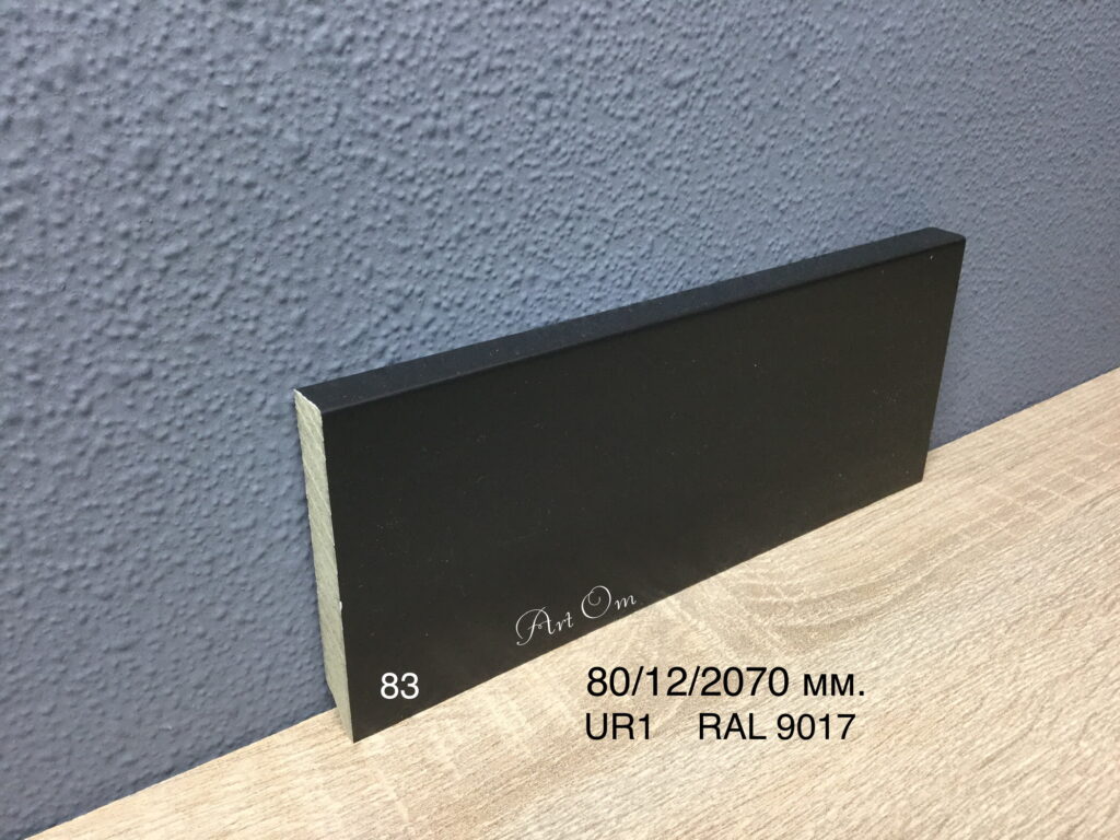 plintus-vlagostoykiy-mdf-krasheniy-83